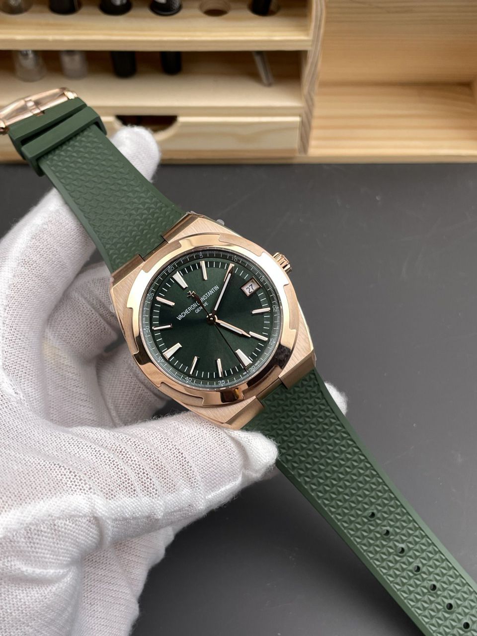 8F江诗丹顿纵横四海系列4520V/210R-B967腕表 / JS281