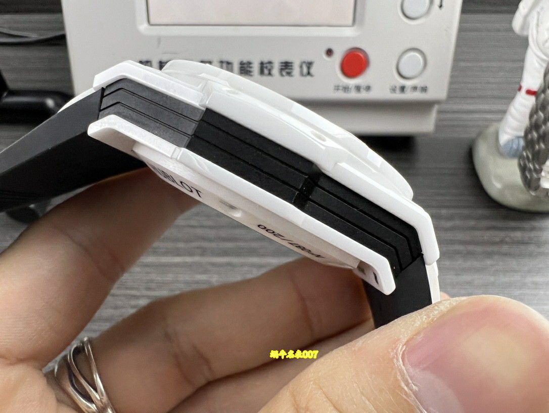 BBF宇舶表BIG BANG系列418.HX.2001.RX.MXM21腕表 / YB161