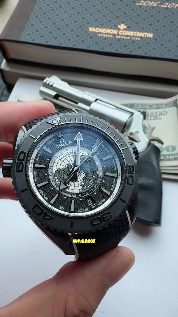 VS欧米茄海马海洋宇宙600米世界时系列215.92.46.22.01.007腕表 / VS835