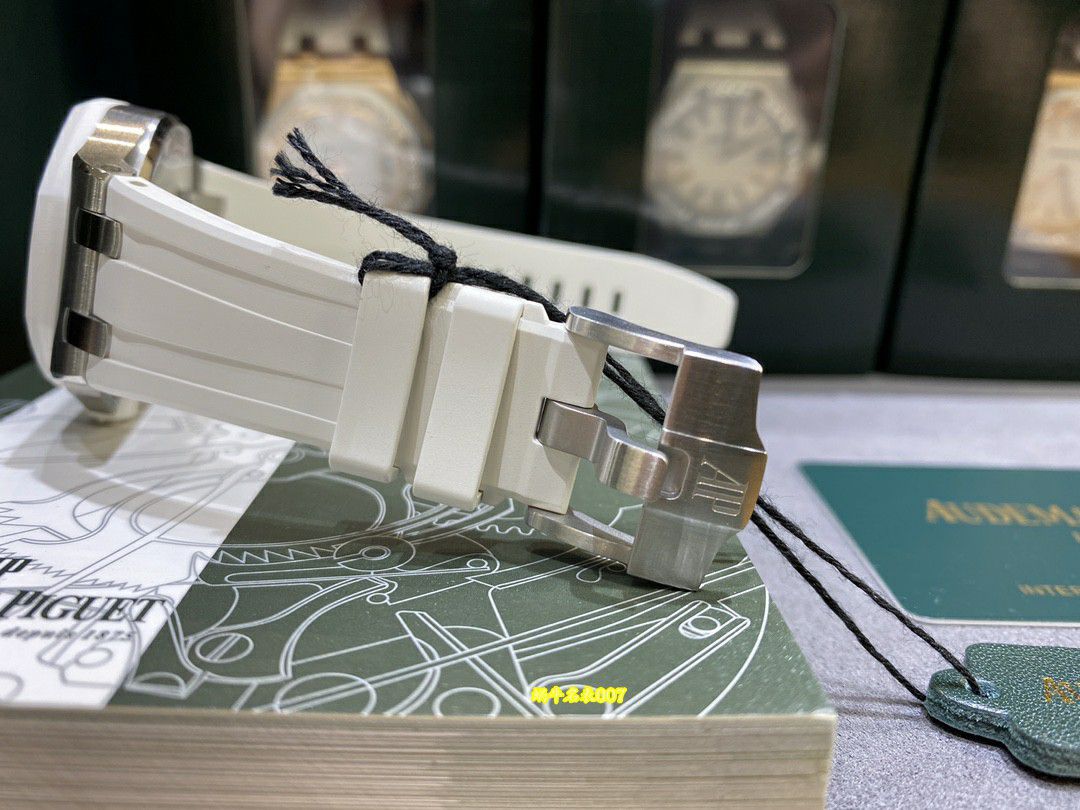 高端稀有品原单品质真钻女表爱彼皇家橡树离岸型复刻67540OK.ZZ.D010CA.01腕表 / AP367