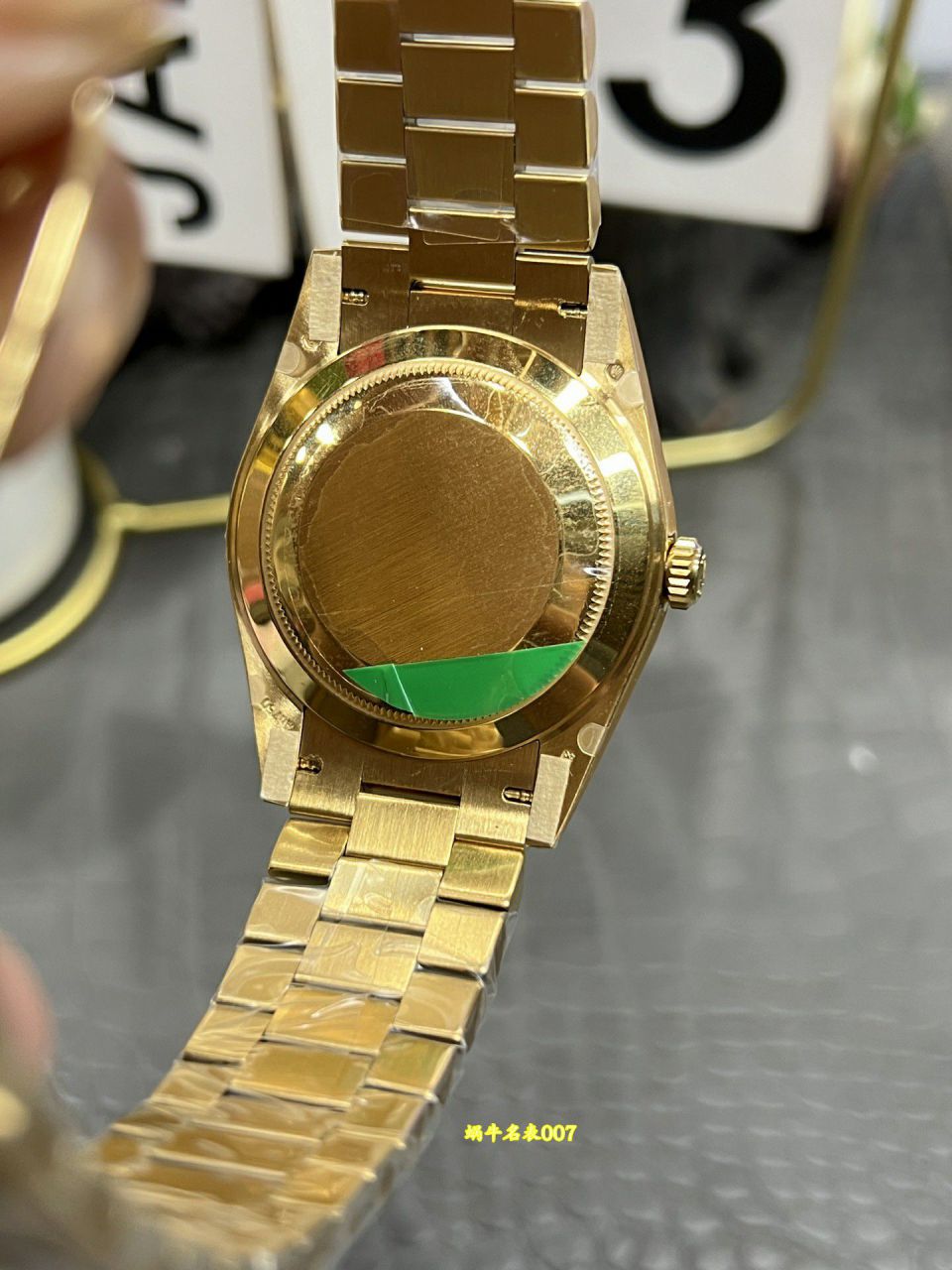 CBD劳力士星期日历型配重莫桑石m228348rbr-0045腕表 / R1032
