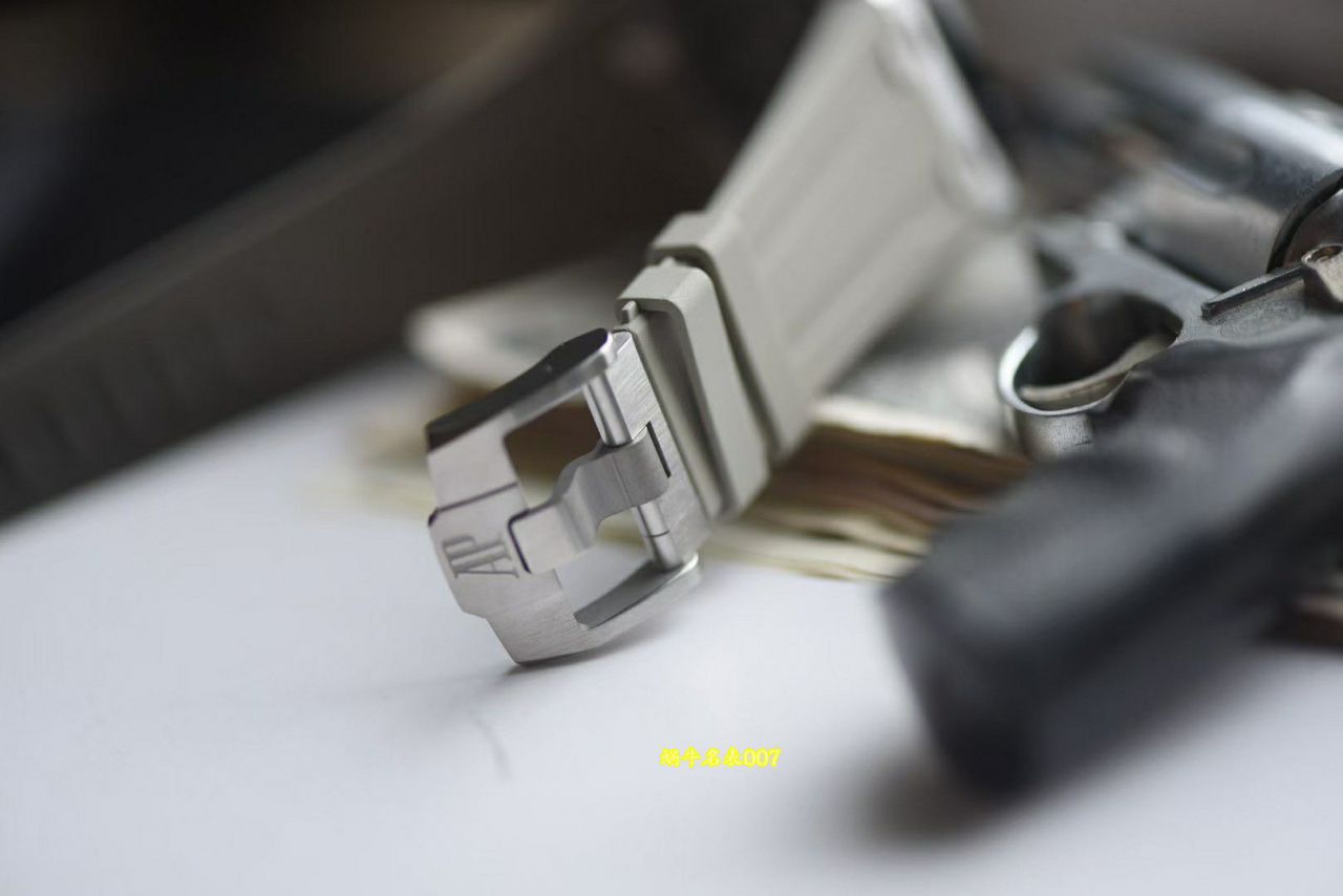 视频评测APS厂爱彼皇家橡树离岸型系列26420SO.OO.A600CA.01和26420SO.OO.A002CA.01腕表 / AP368