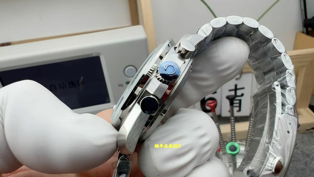 OM欧米茄超霸系列复刻310.30.42.50.04.001腕表 / VS838