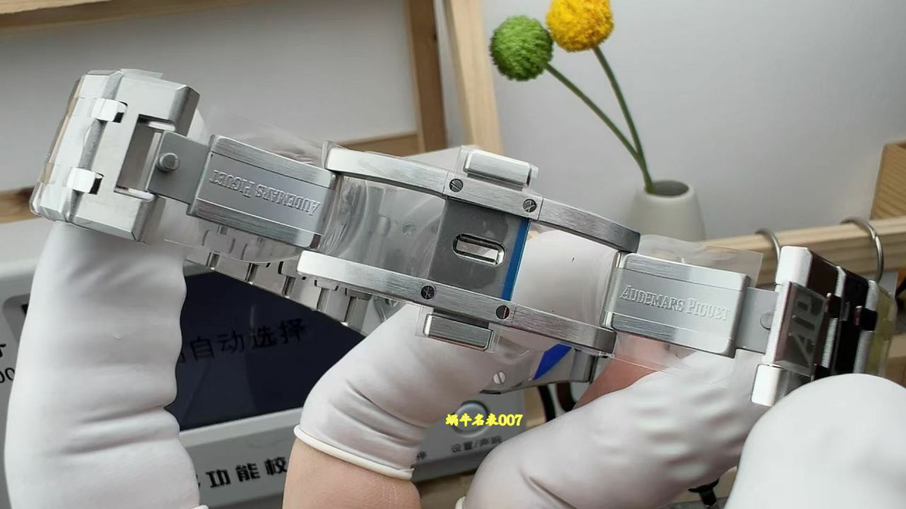 APS厂爱彼皇家橡树系列15500ST.OO.1220ST.01腕表 / AP373