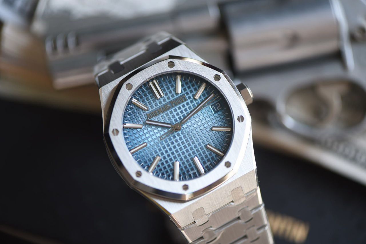 ZF爱彼皇家橡树系列15510BC.OO.1320BC.02腕表 /  