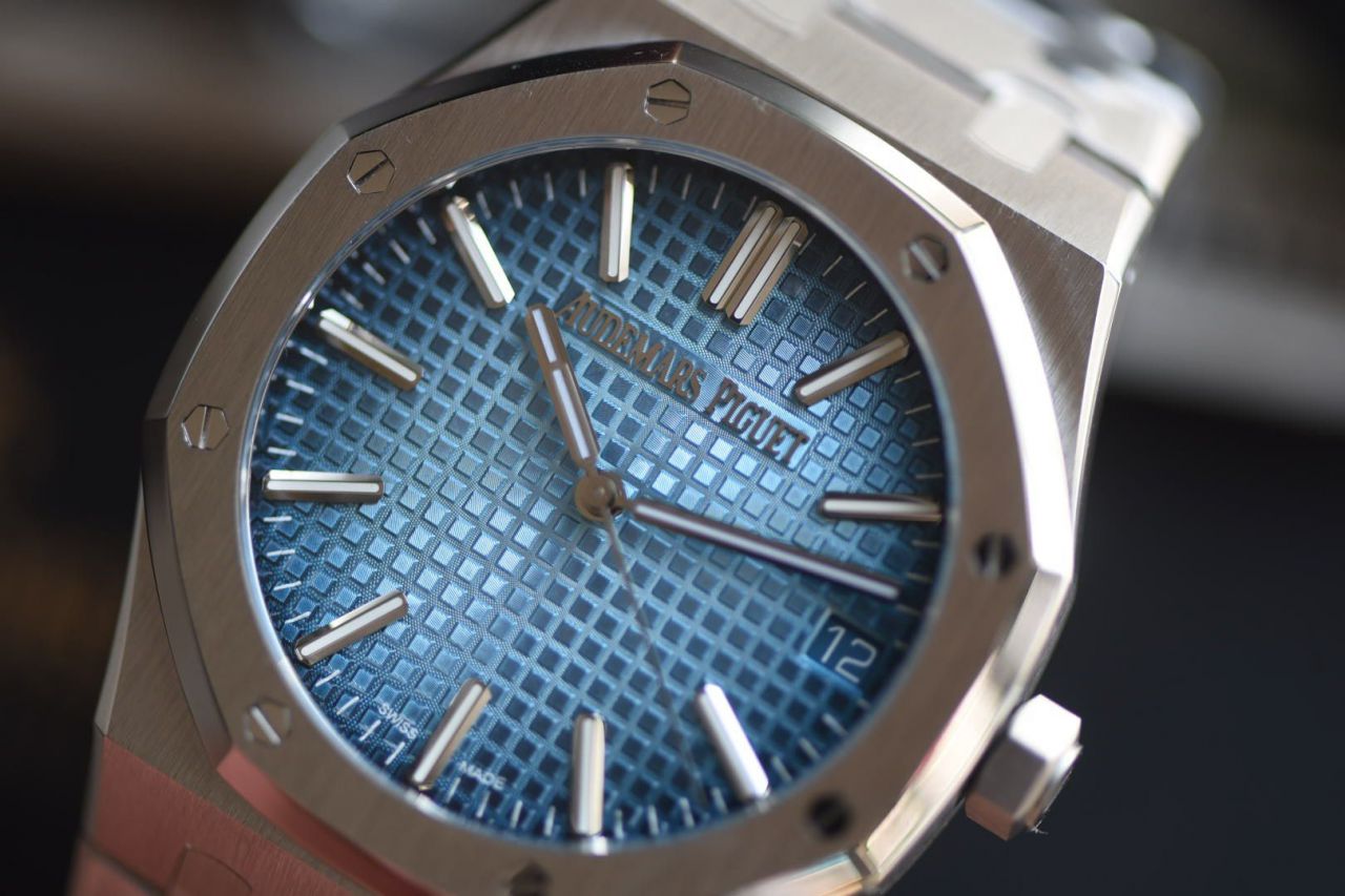 ZF爱彼皇家橡树系列15510BC.OO.1320BC.02腕表 /  