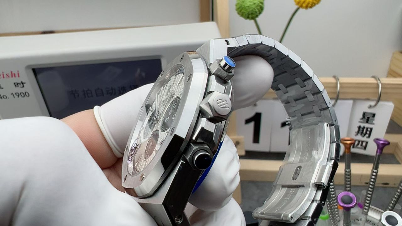 APS爱彼皇家橡树系列26331ST.OO.1220ST.03腕表 /  