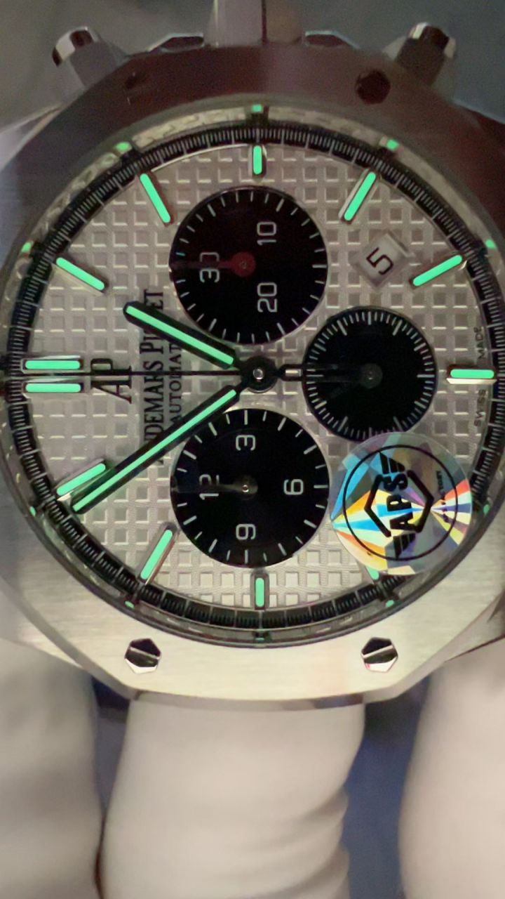 APS爱彼皇家橡树系列26331ST.OO.1220ST.03腕表 /  