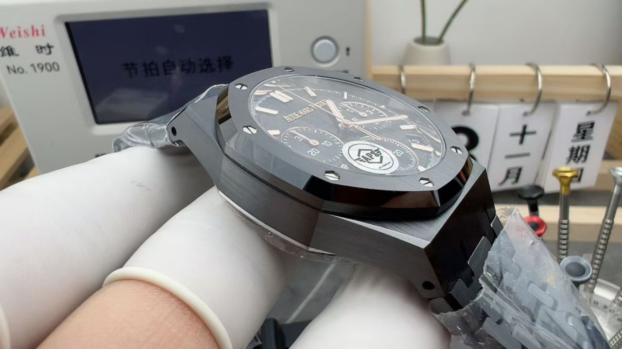 APS爱彼皇家橡树系列26240CE.OO.1225CE.02腕表 /  