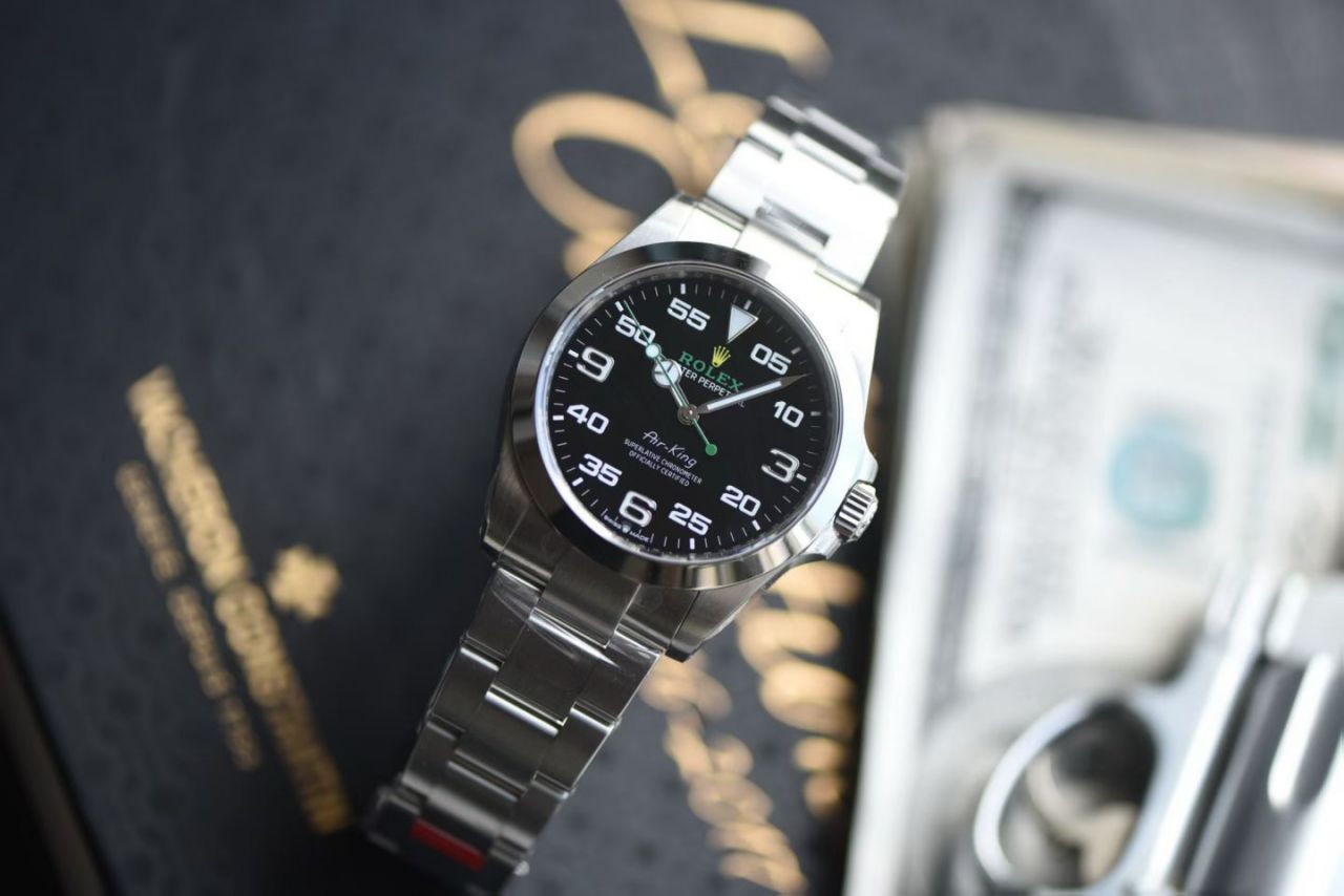 VS劳力士空中霸王型系列M126900-0001腕表 /  