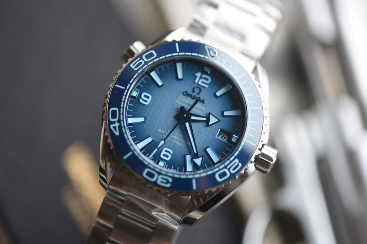 VS欧米茄海马系列215.30.40.20.03.002腕表