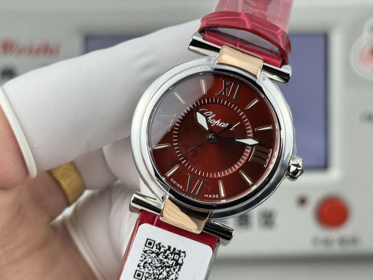 萧邦IMPERIALE系列388563-6016腕表 /  