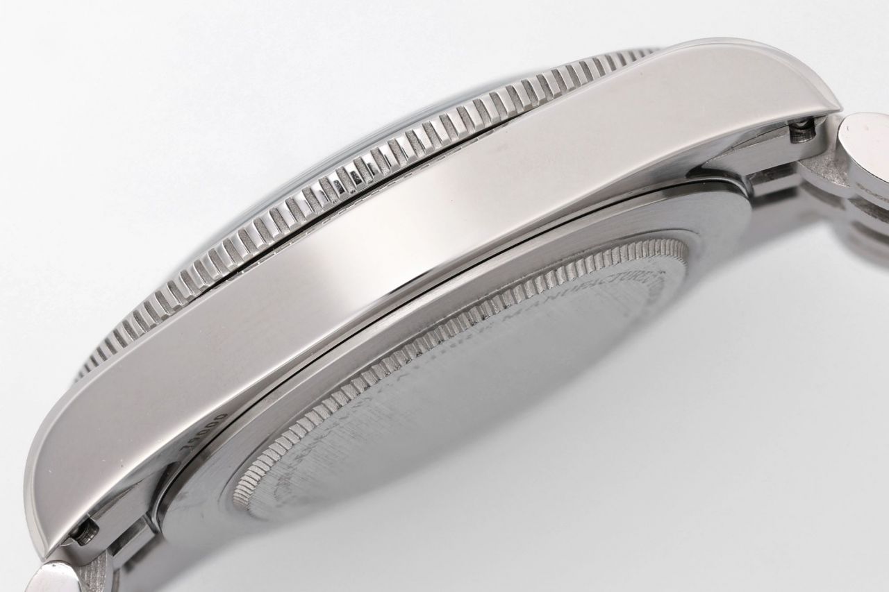 ZF帝舵碧湾系列M79000-0001,M79000N-0001腕表 /  