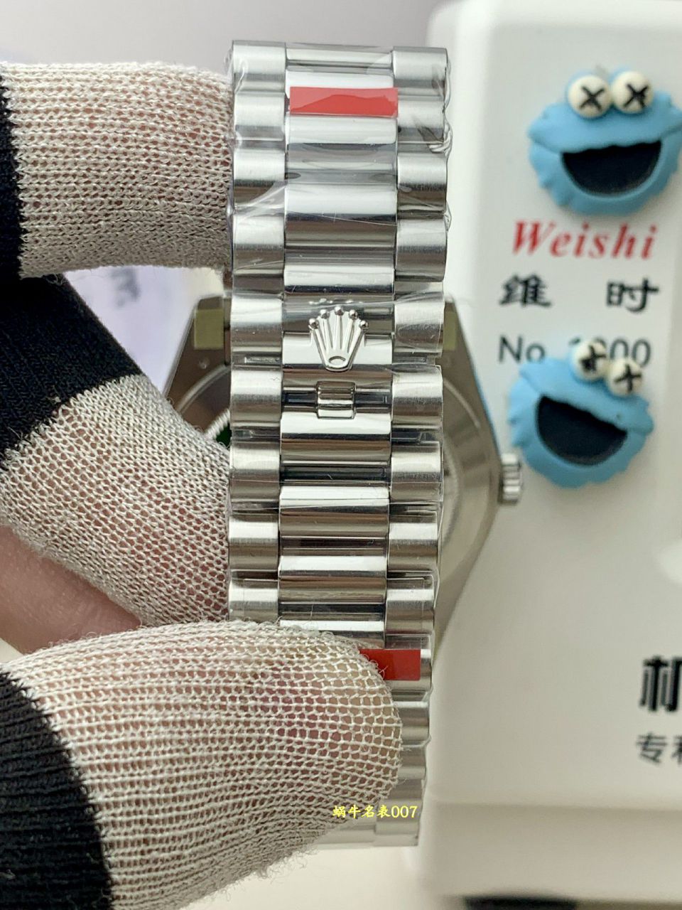 VS劳力士星期日历型配重系列M228236-0012腕表 /  