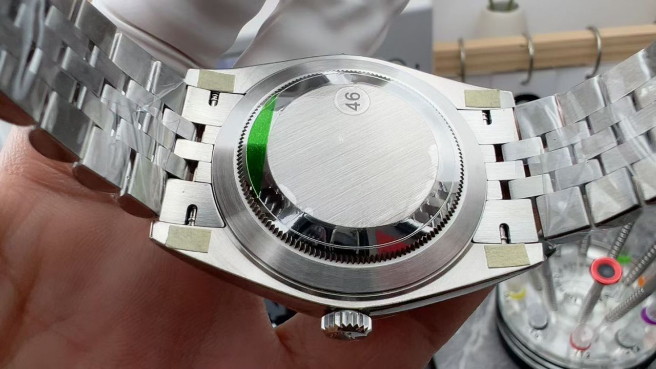 VS劳力士日志型V2系列m126334-0014腕表 /  