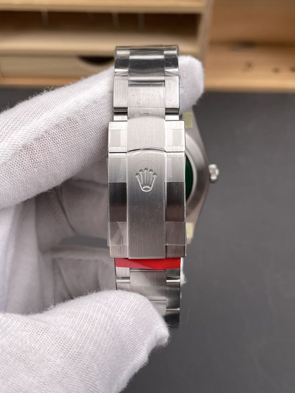 VS劳力士蚝式恒动系列134300-0004腕表 /  