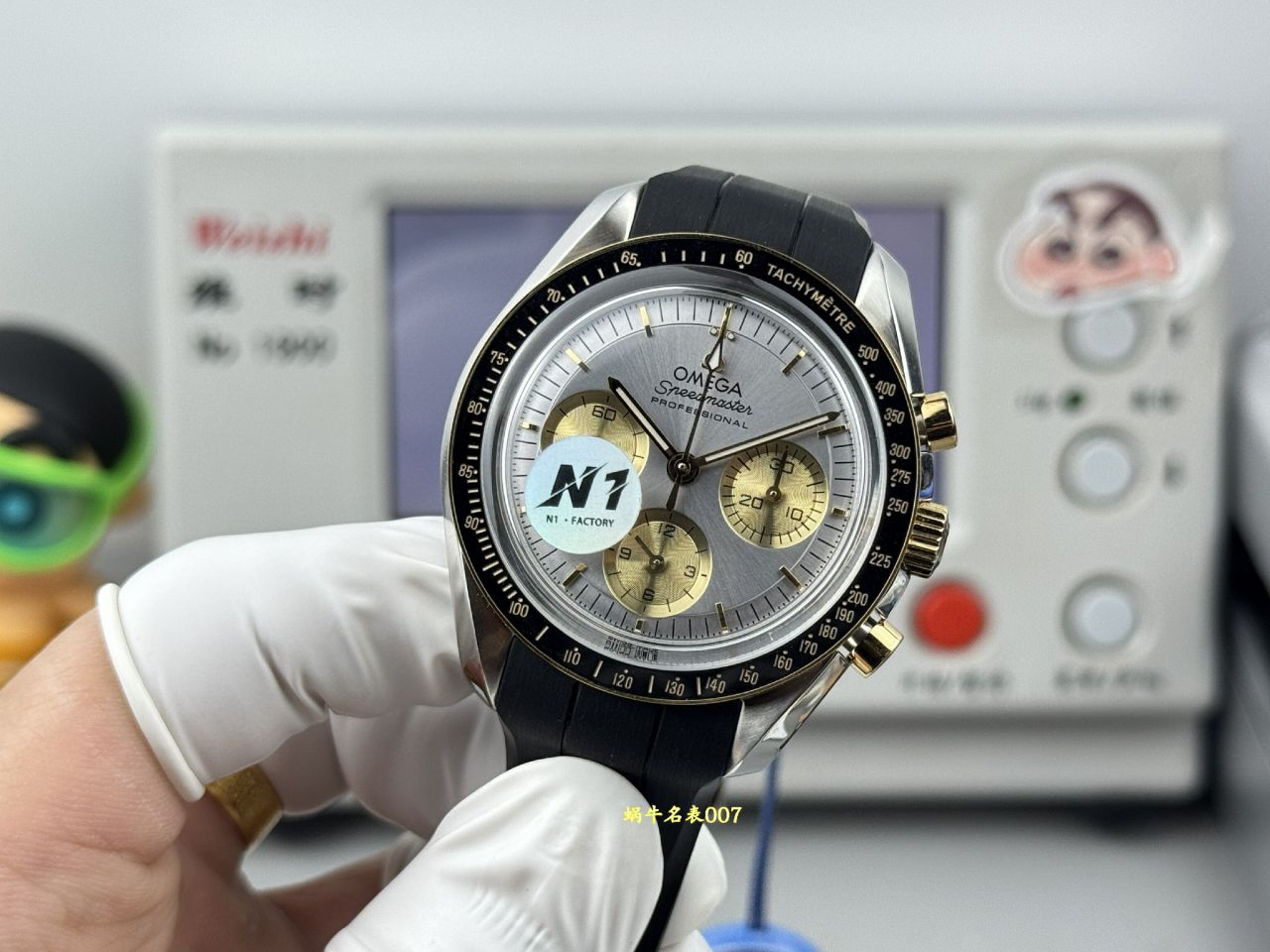 N1欧米茄超霸系列310.23.42.50.02.001腕表 /  