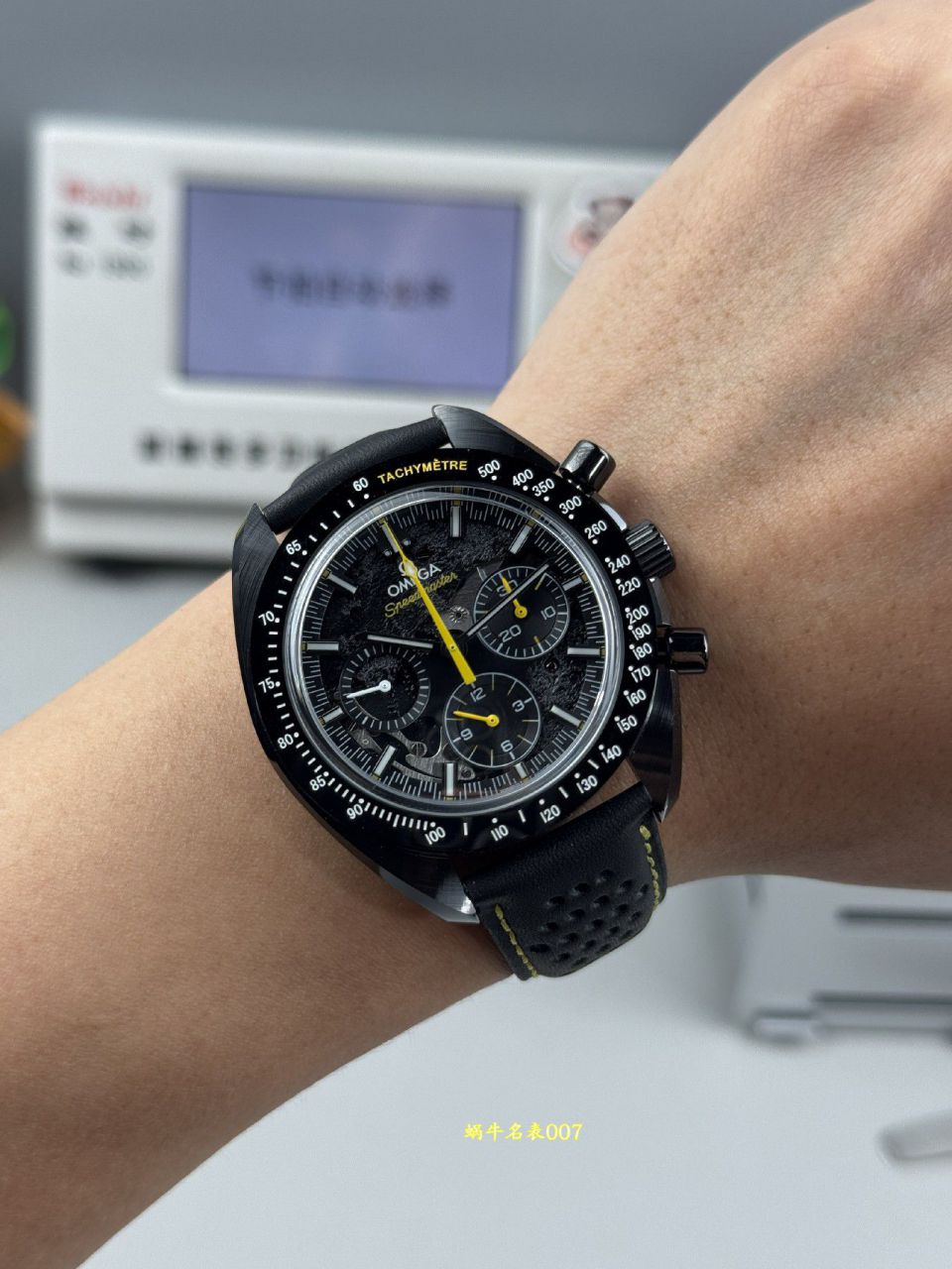 BLS欧米茄超霸系列311.92.44.30.01.001腕表 /  