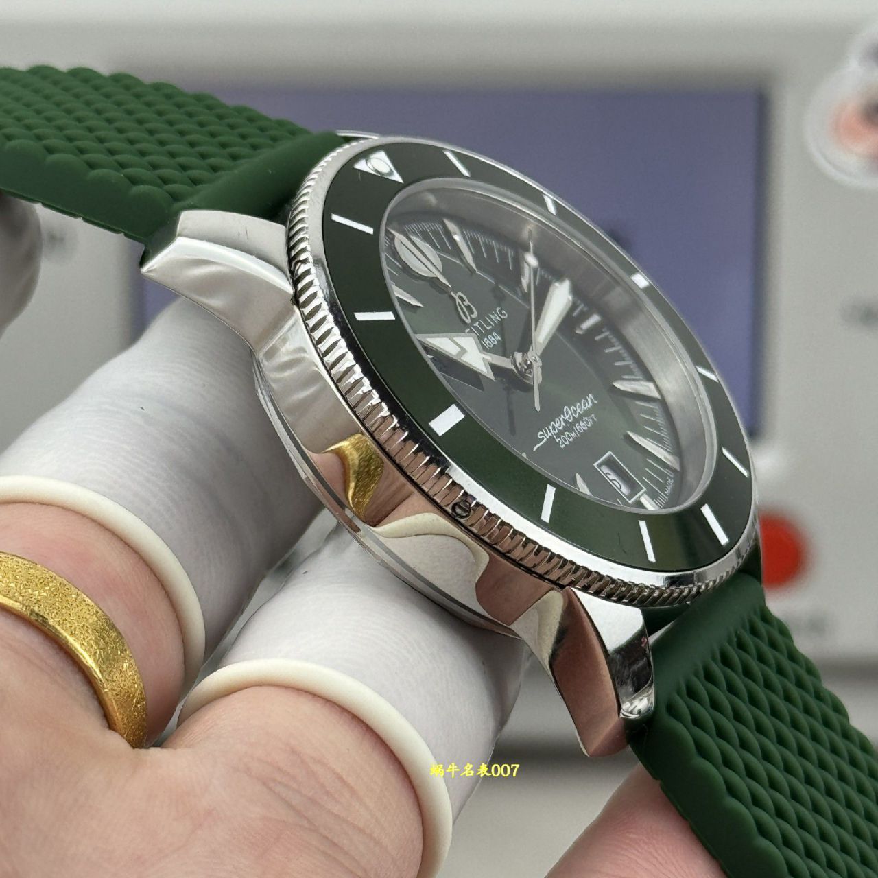 BLS百年灵超级海洋文化系列AB3111361L1S1腕表 /  