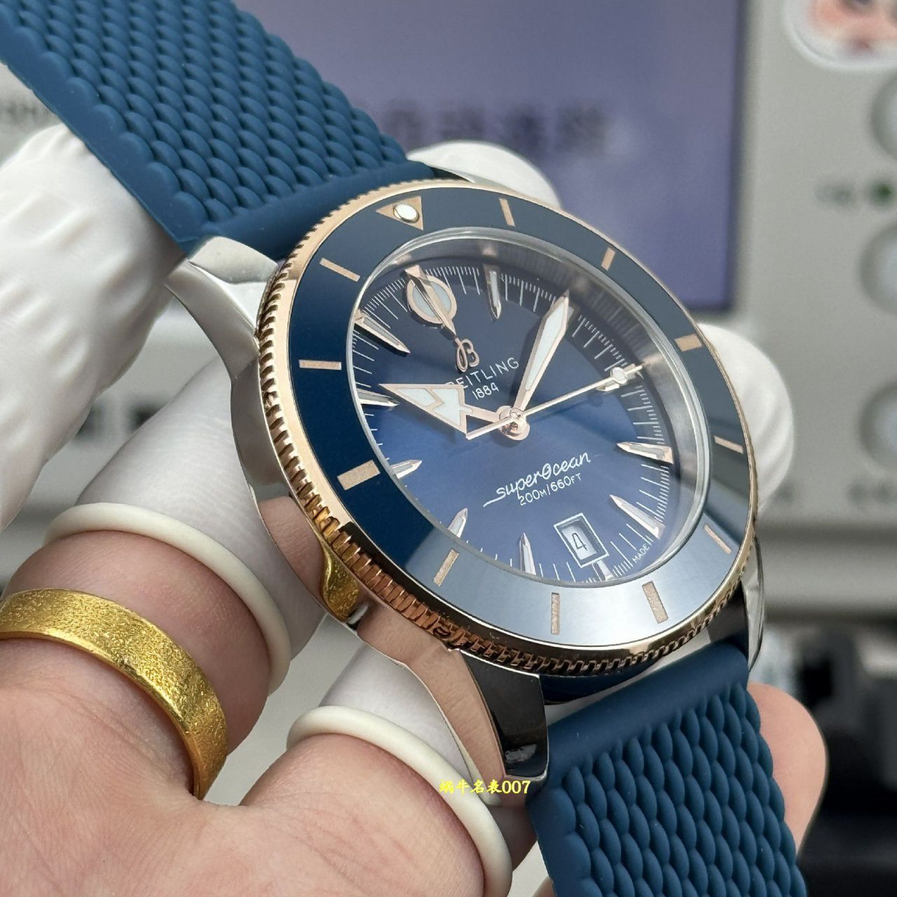 BLS百年灵超级海洋文化系列UB2010161C1S1腕表 /  