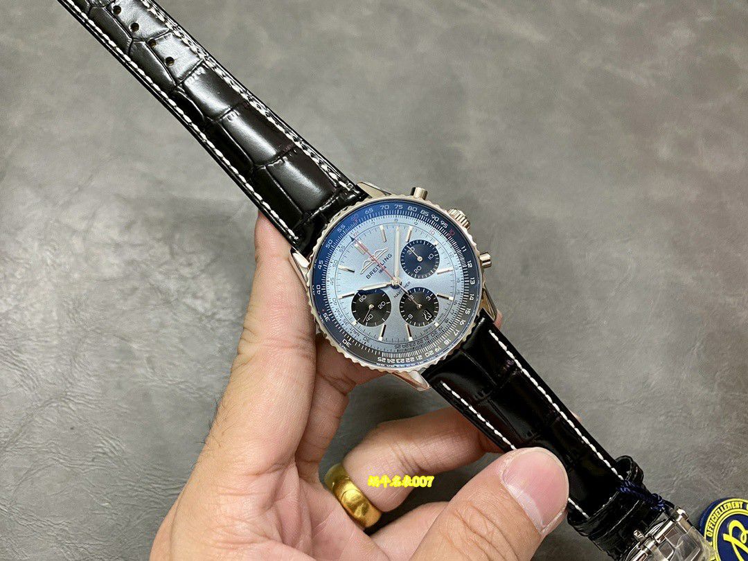 BLS百年灵航空计时系列AB0138241C1P1腕表 /  