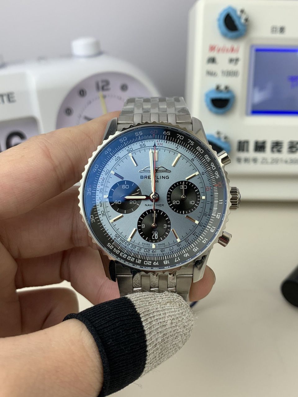 BLS百年灵航空计时系列AB0138241C1A1腕表 /  