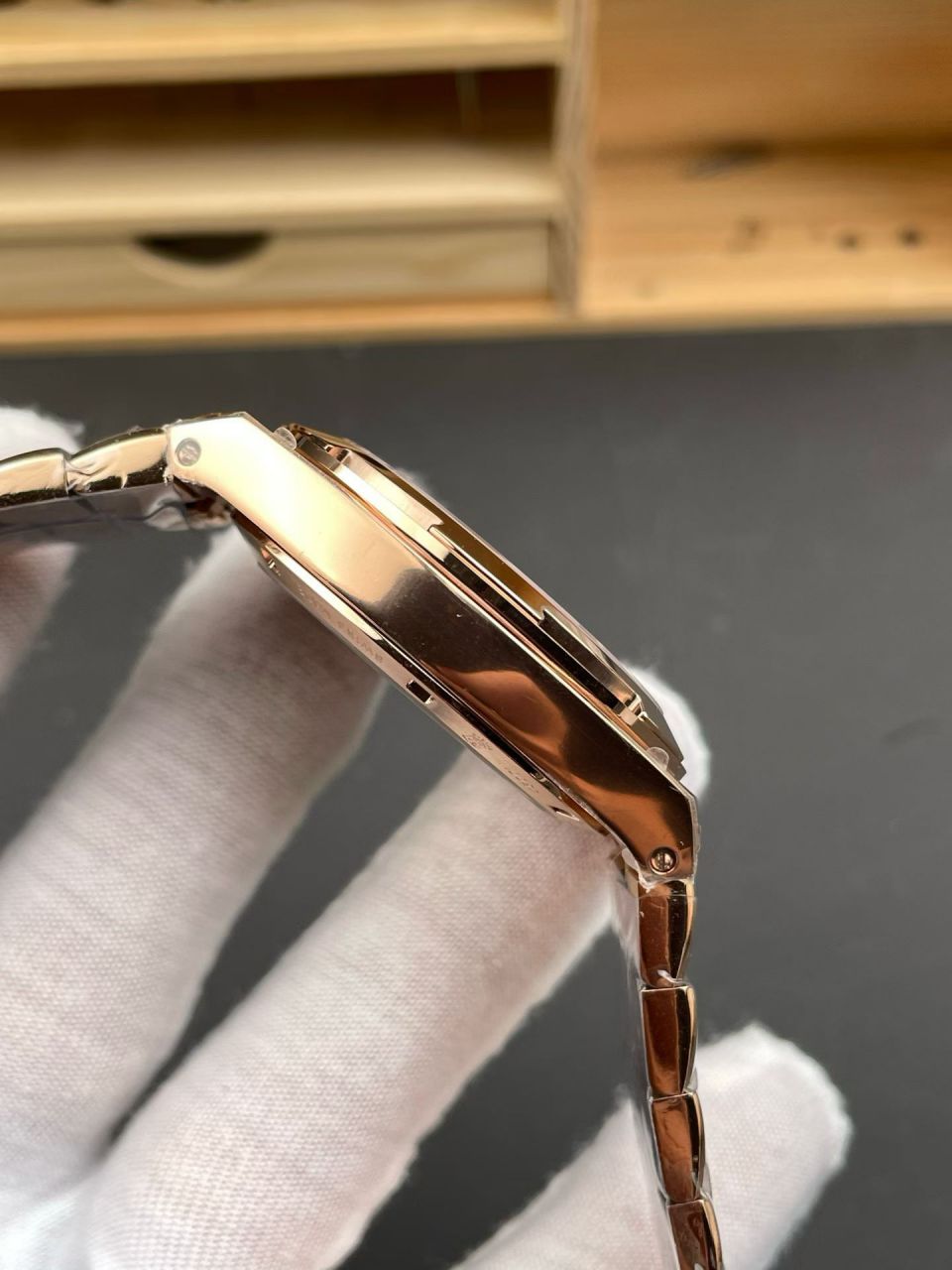 8F江诗丹顿纵横四海系列4520V/210R-B967腕表 /  