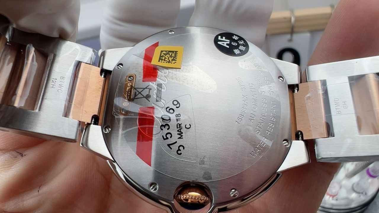 AF卡地亚蓝气球系列W2BB0034腕表 /  