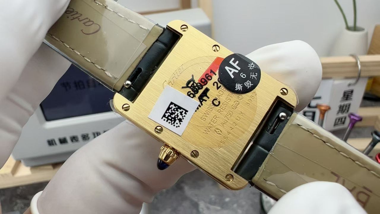 AF小号卡地亚坦克系列WGTA0342腕表 /  