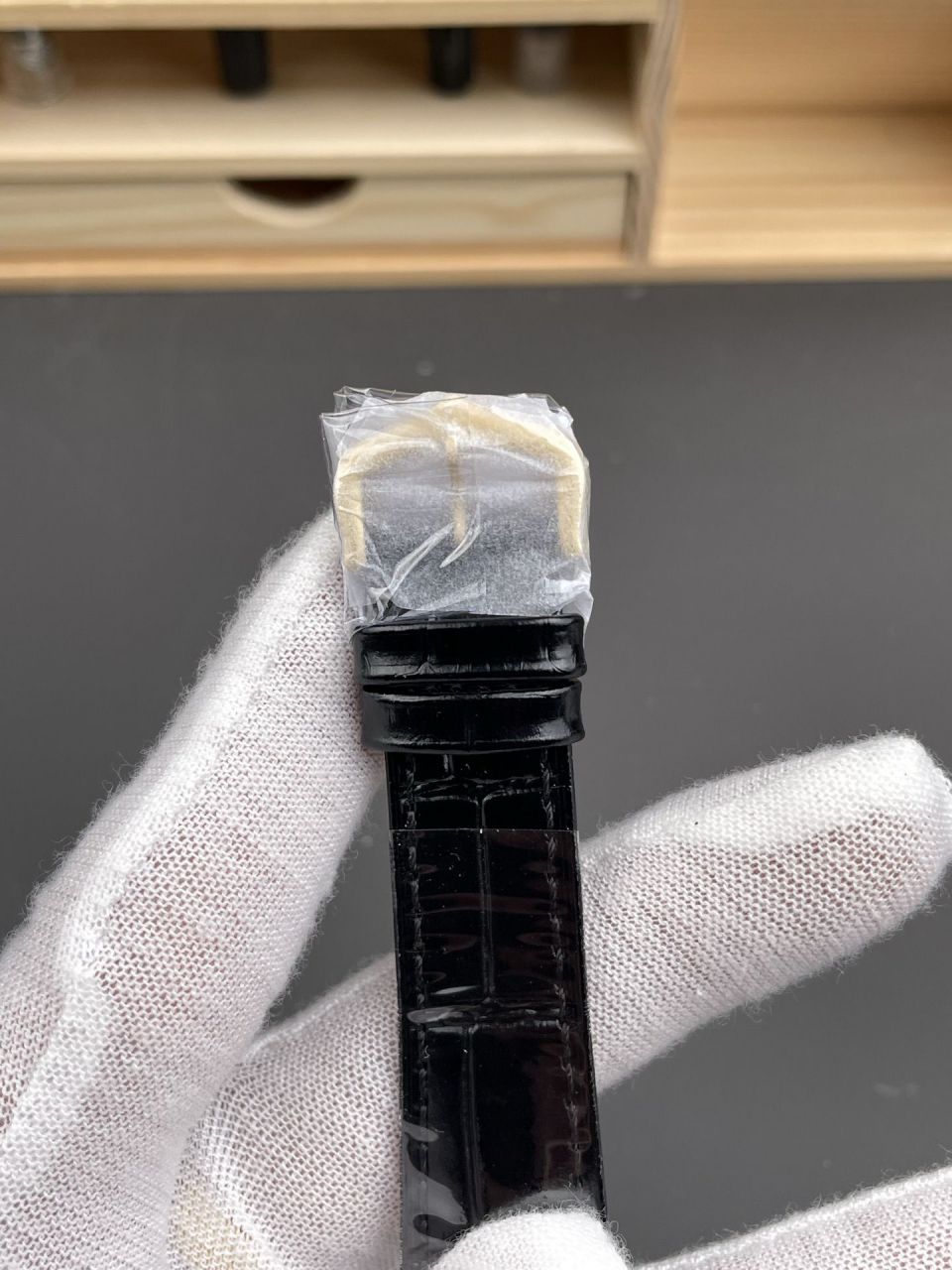 AF新坦克 黄金黑盘中号卡地亚坦克系列WGTA0091腕表 /  