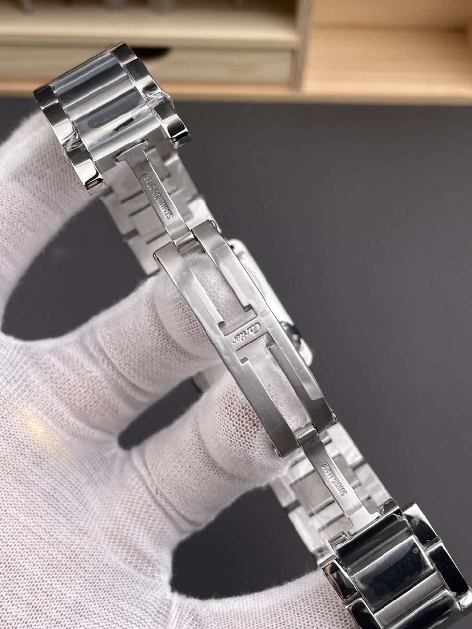 AF坦克钢带款中号卡地亚坦克系列WSTA0106腕表 /  