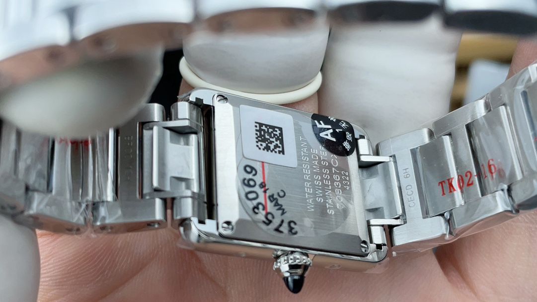 AF新坦克卡地亚坦克系列WSTA0052腕表 /  