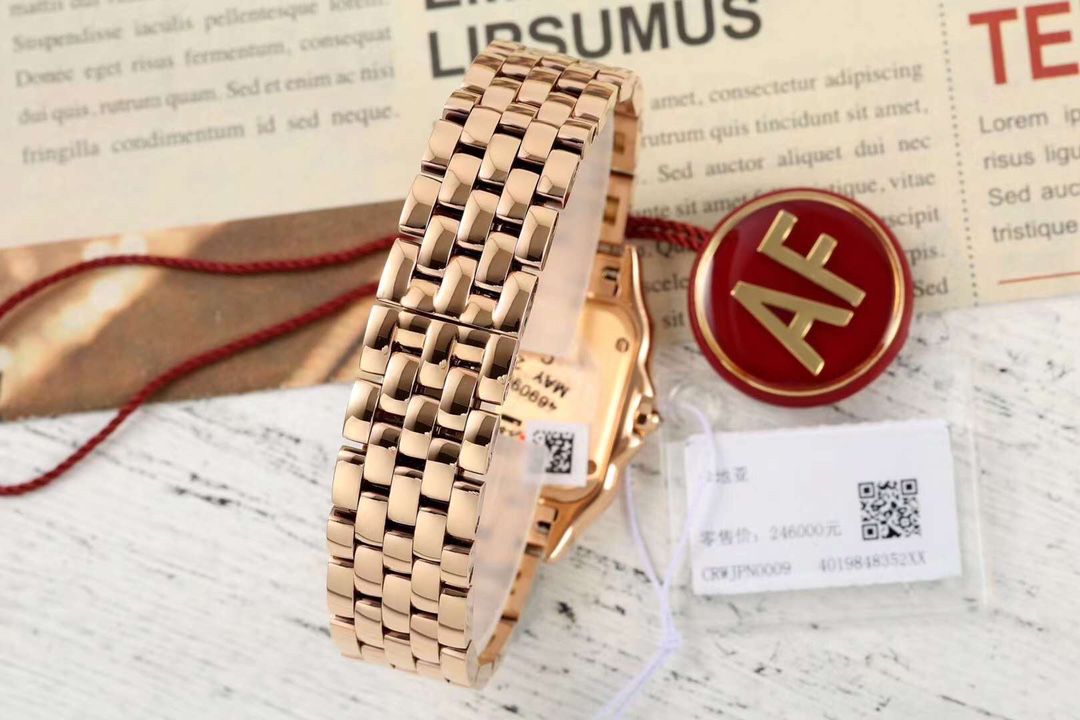 AF卡地亚PANTHÈRE DE CARTIER系列WJPN0009腕表 /  