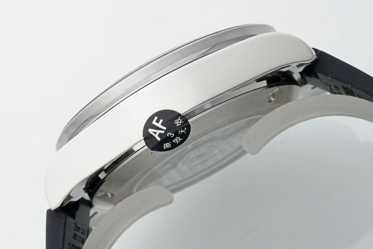 AF浪琴康卡斯系列L3.835.4.72.6腕表 /  