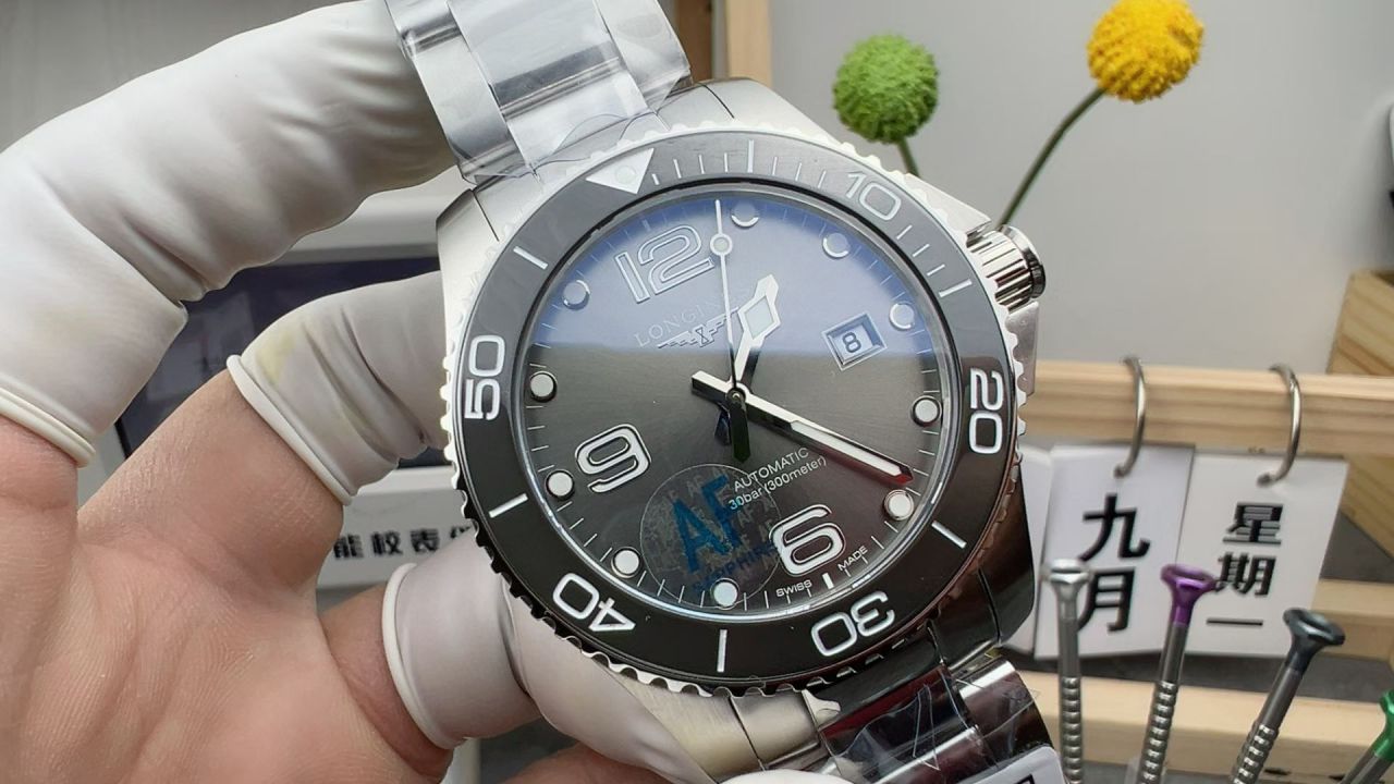 AF浪琴康卡斯系列L3.782.4.76.6腕表 /  