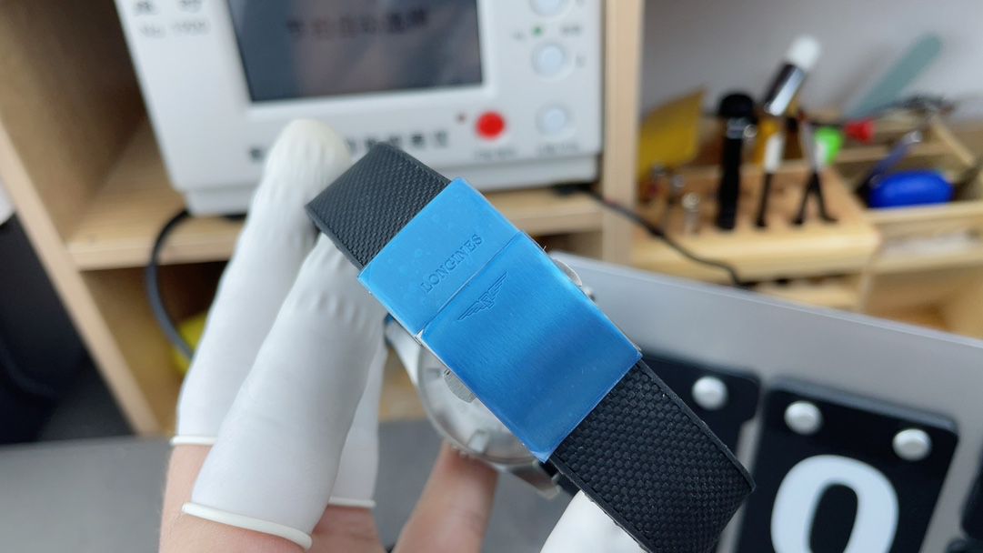 AF浪琴胶带康卡斯系列L3.781.4.56.9腕表 /  