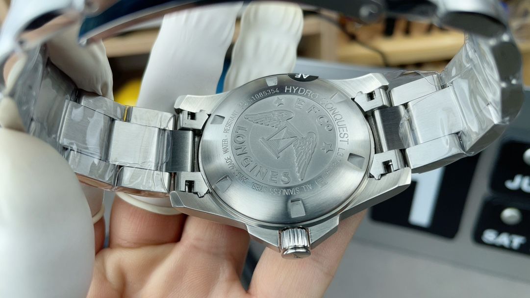 AF浪琴康卡斯系列L3.781.4.06.6腕表 /  