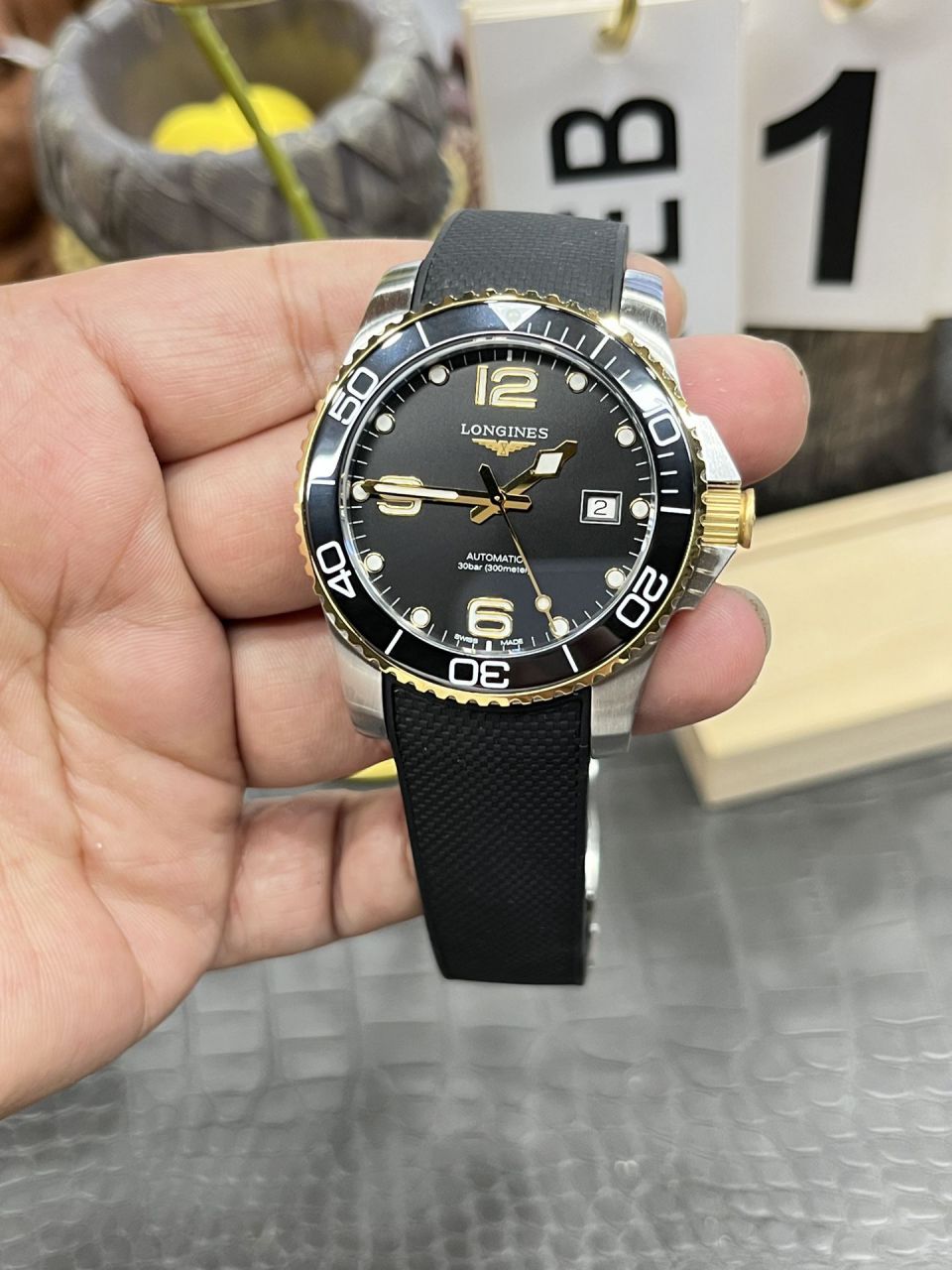 AF浪琴康卡斯系列L3.781.3.56.9腕表 /  