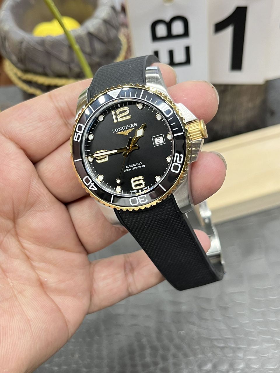 AF浪琴康卡斯系列L3.781.3.56.9腕表 /  