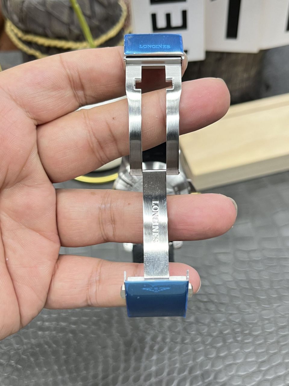 AF浪琴康卡斯系列L3.781.3.56.9腕表 /  