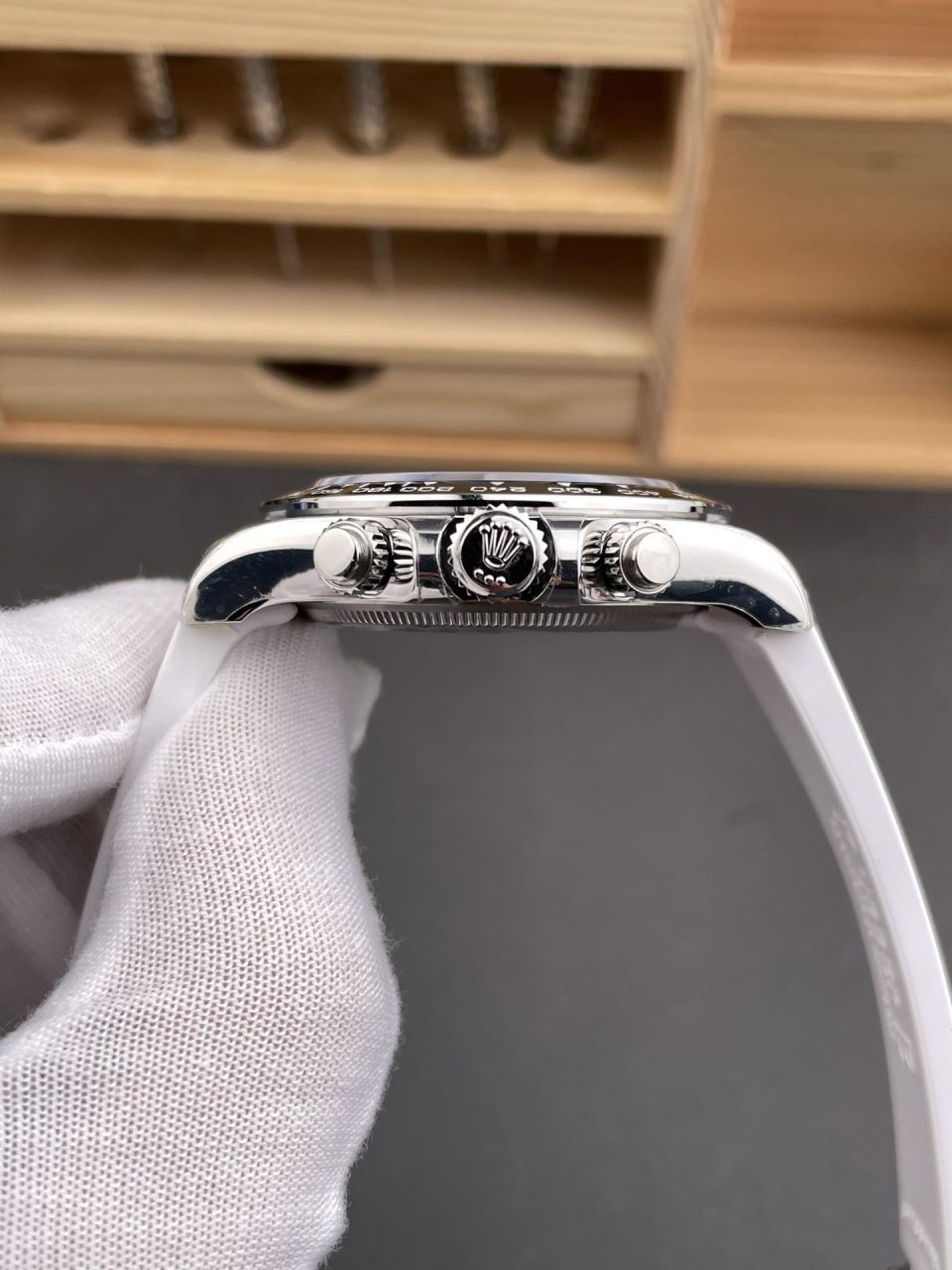 VS熊猫迪胶带劳力士宇宙计型迪通拿系列m126500LN-0001腕表 /  