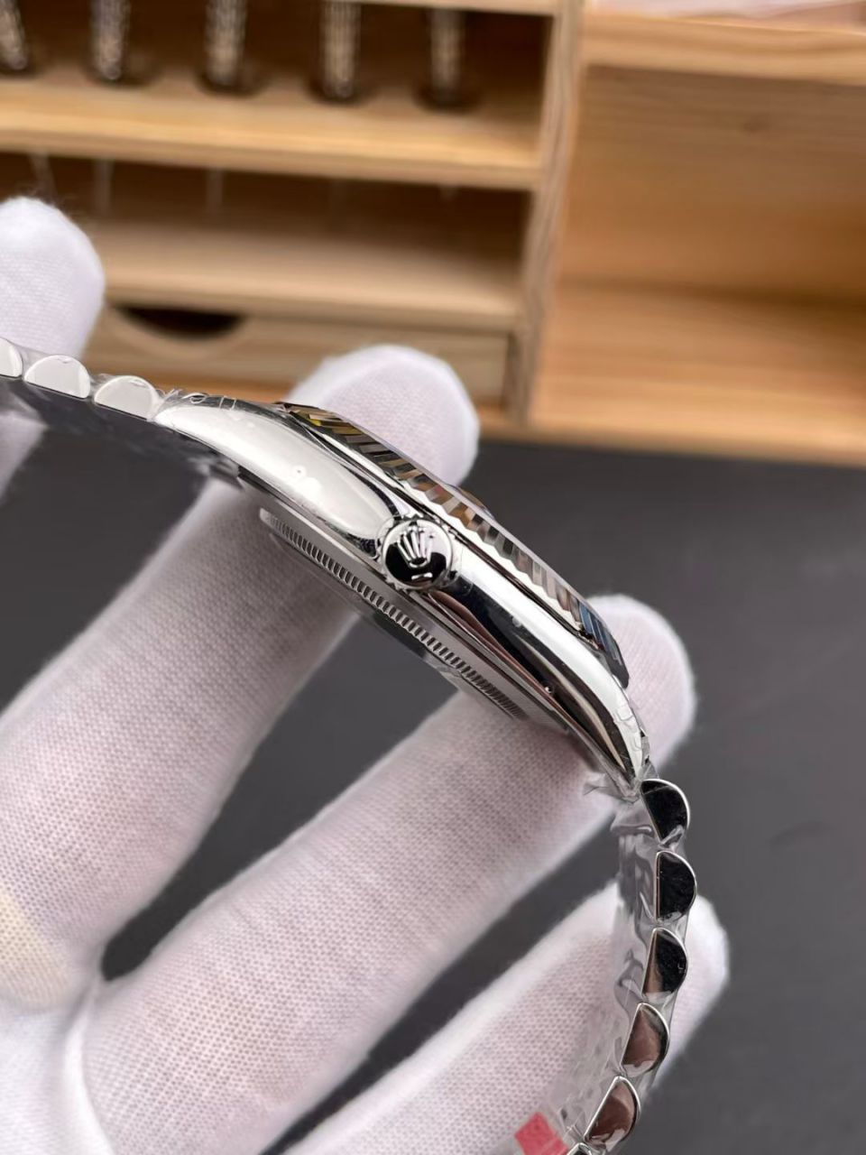 VS劳力士日志型V2系列m126334-0012腕表 /  