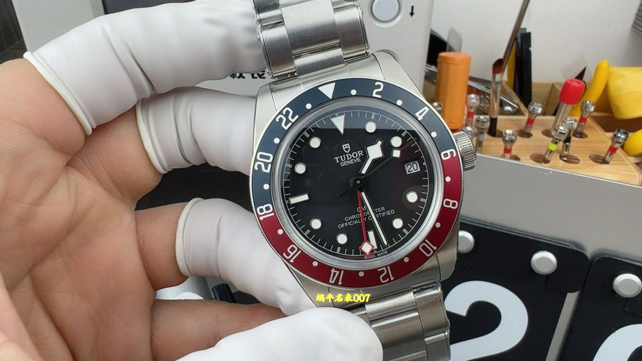 ZF帝舵碧湾系列M79830RB-0001复刻腕表(碧湾可乐圈) /  