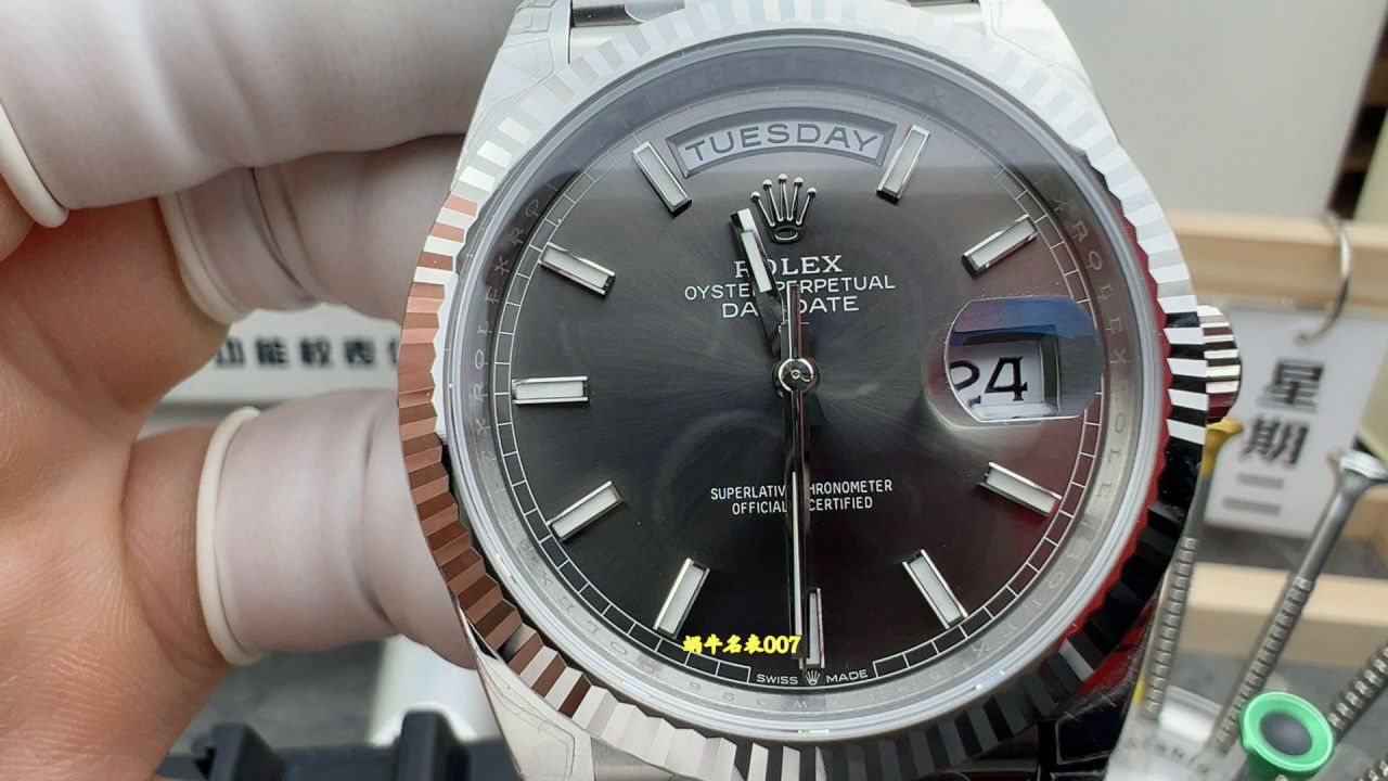 VS灰面DD 劳力士星期日历型系列m228236-0013腕表
