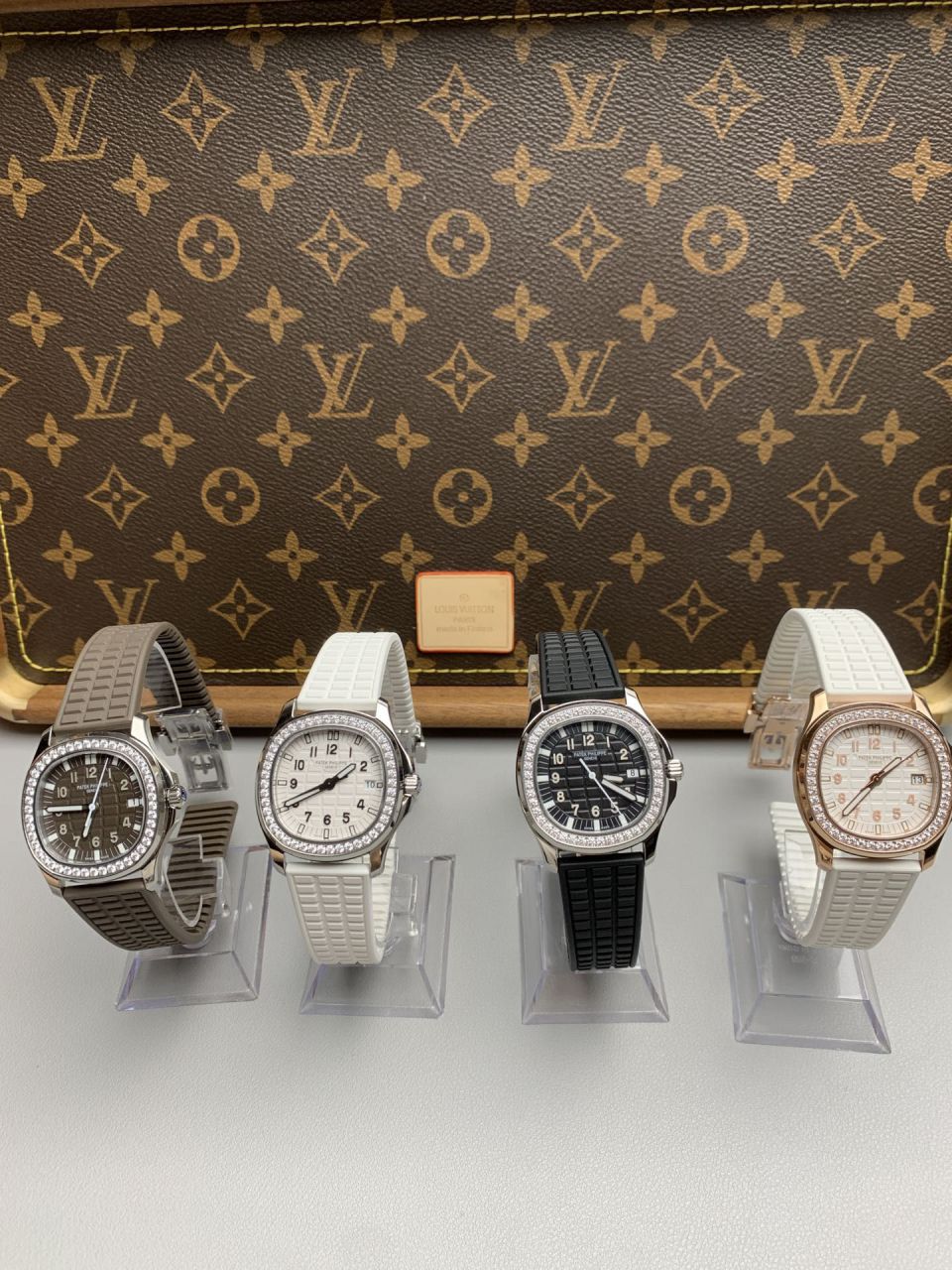 PPF百达翡丽AQUANAUT女手雷石英复刻手表5067A-023腕表 /  