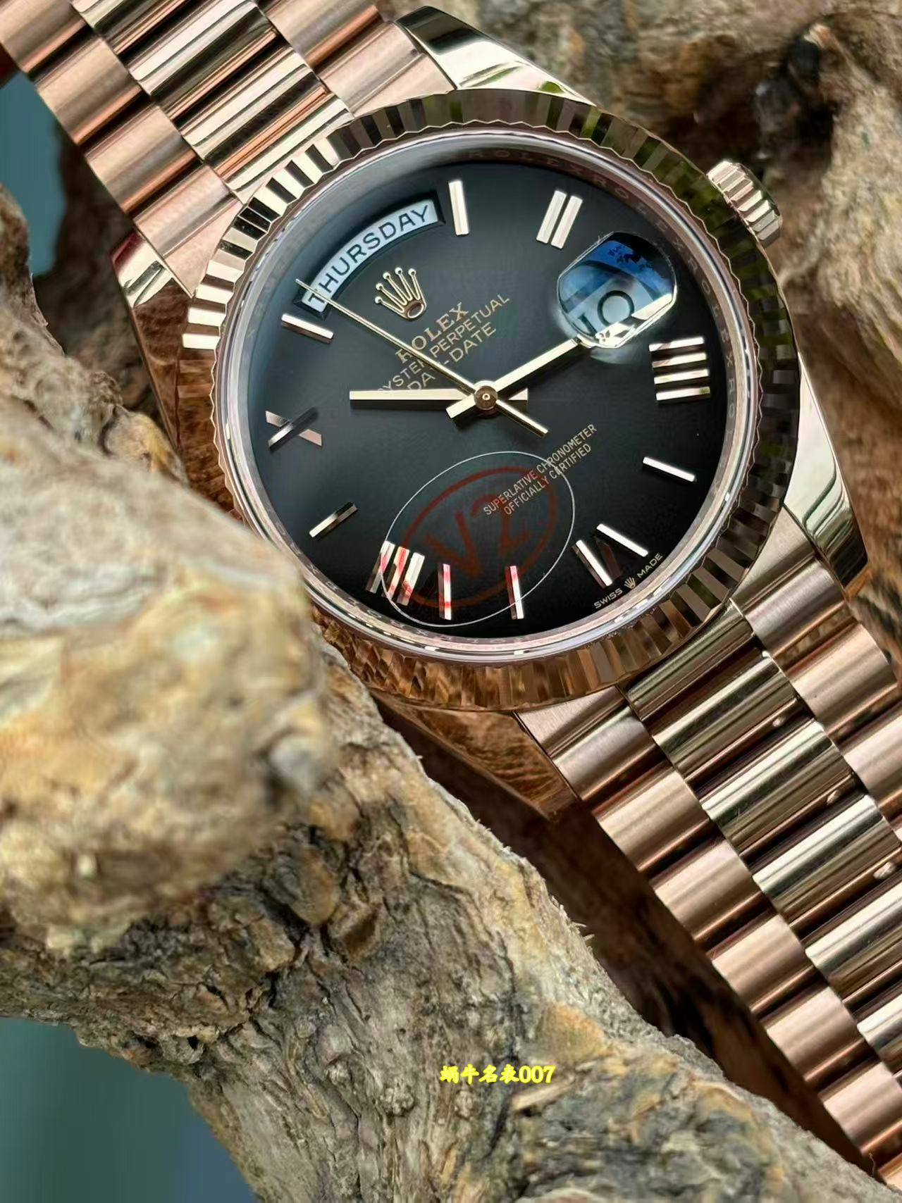 VS劳力士V2配重劳力士星期日历型一比一复刻劳力士m228235-0055腕表 /  