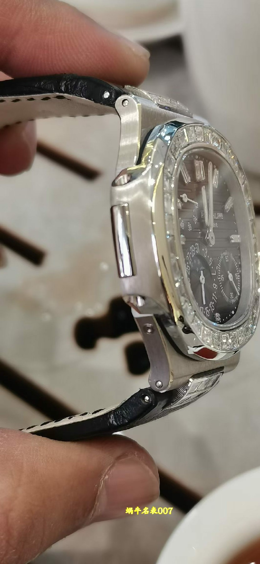 高端定制包金真钻百达翡丽鹦鹉螺顶级复刻5724G-001腕表 /  