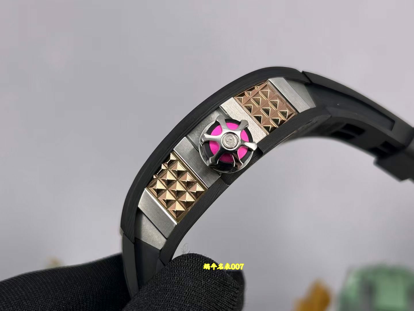 理查德米尔rm066金手指陀飞轮 高端私人定制 发货实拍 碳纤维 蓝宝水晶都可以定制 /  