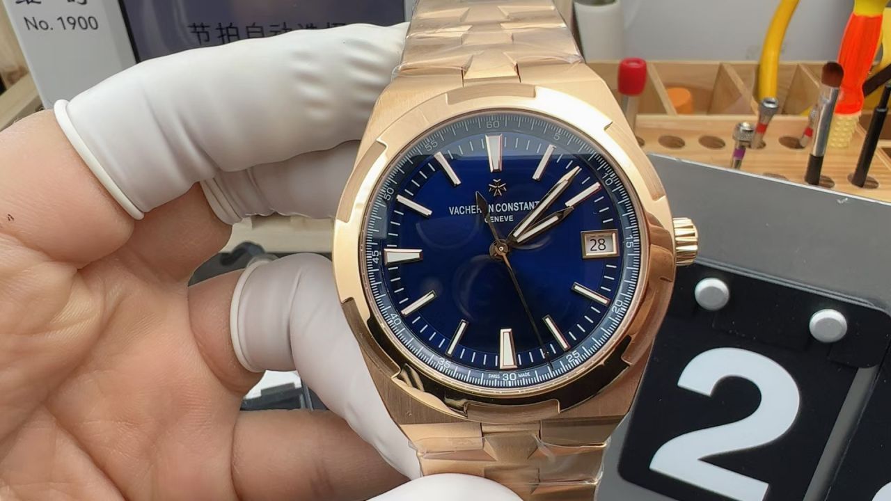 PPF江诗丹顿纵横四海系列4500V/210R-B705腕表