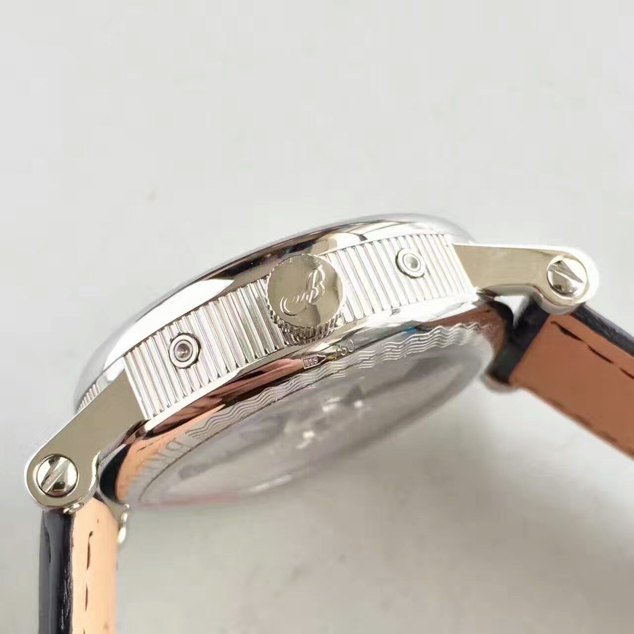 VF厂1:1高仿手表之宝玑经典系列月相男表 / BZ016